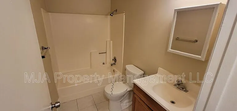 4642 S Arlington Park Dr #4 — Photo 9