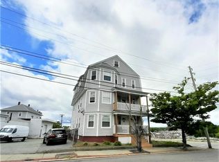 1129 Main St, Pawtucket, RI 02860