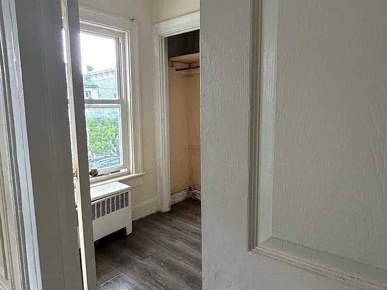 35 N 5th St — Photo 8