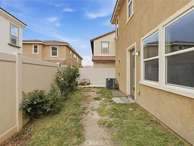 26844 Albion Way — Photo 23