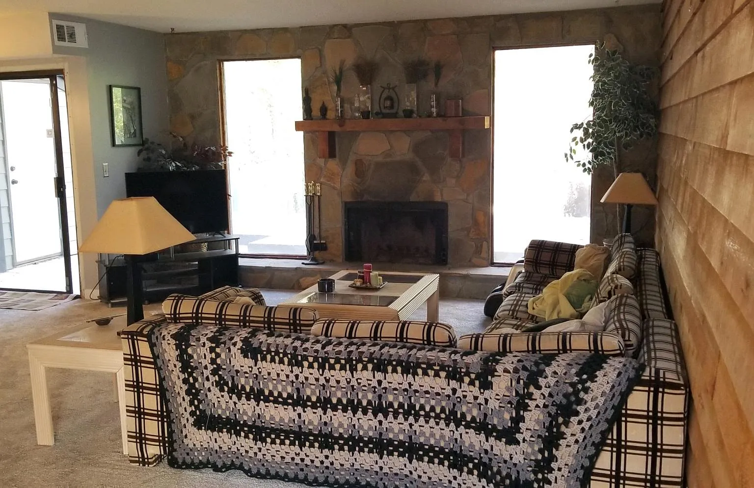277 Toweridge Dr SW — Photo 3