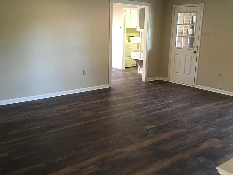 1226 Stoneliegh Dr — Photo 17