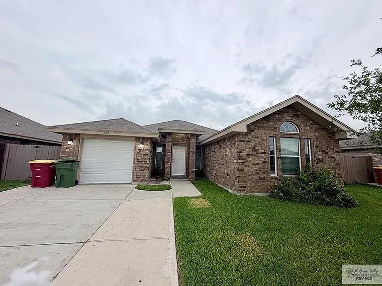 3008 Chadwick Pl — Photo 2