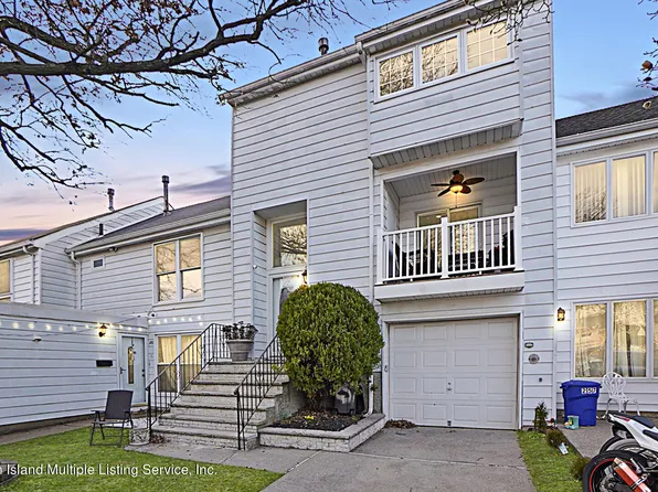 257 Hampton Grn, Staten Island, NY 10312