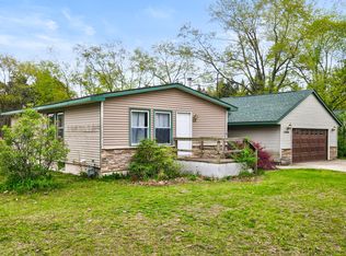 12668 144th Ave, Grand Haven, MI 49417