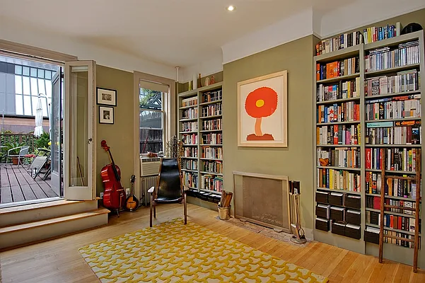 Sold by Corcoran | media 14