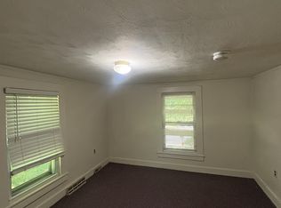 289 Pelham Rd #2, Amherst, MA 01002