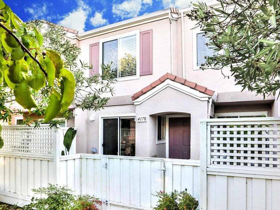 1st image of 4178 Sophia Way