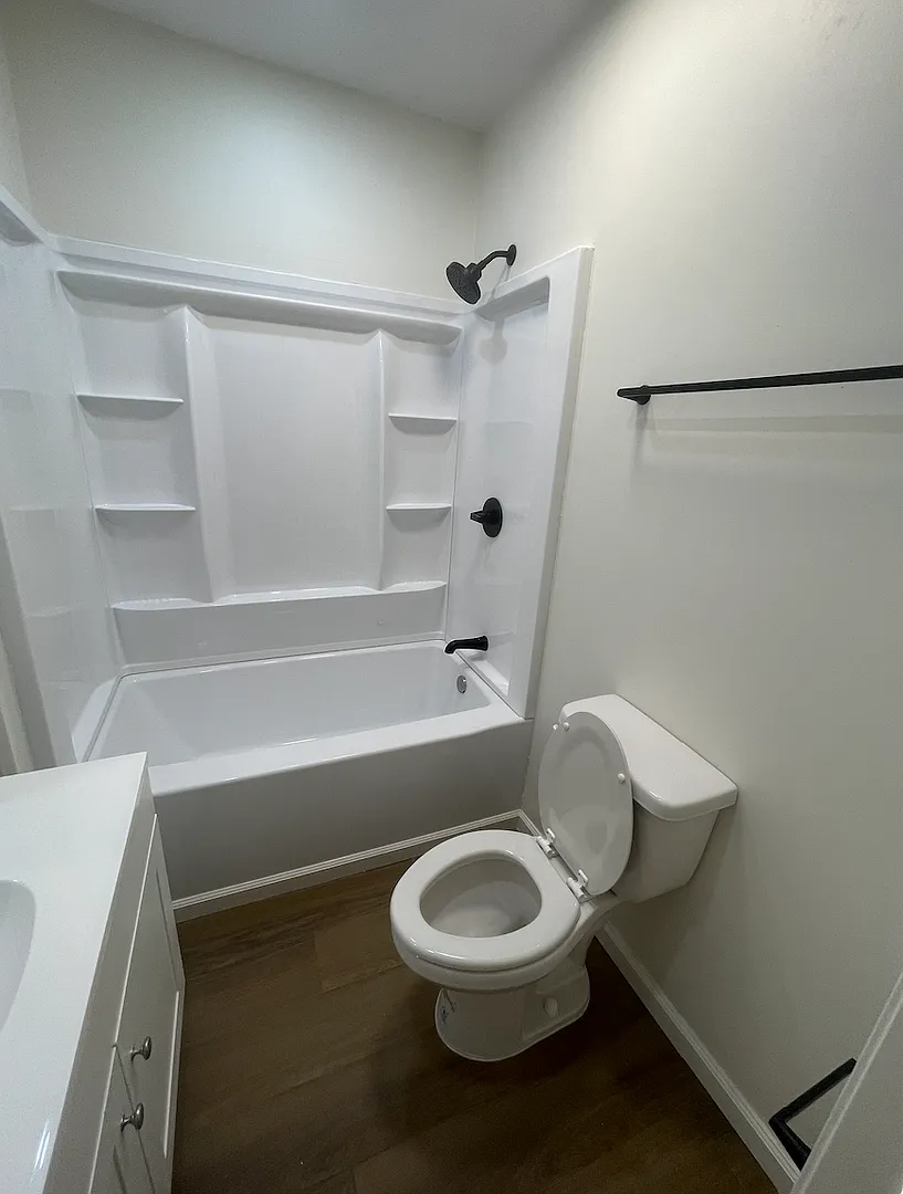 836 Arlington Street — Photo 4