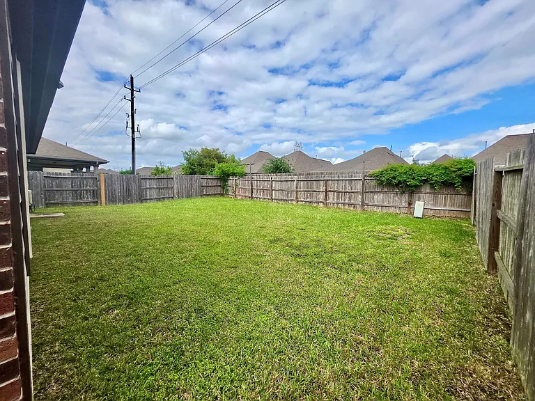 3145 Morgan Meadow Ln — Photo 24