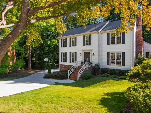 3516 Ranlo Dr, Raleigh, NC 27612