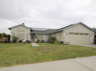 25664 3rd St, Lenwood, CA 92311