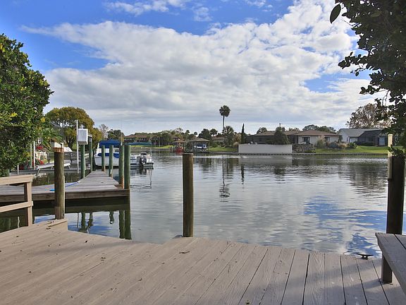 Large Dock