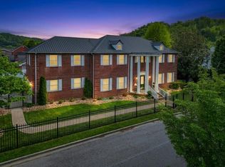 132 Tulip St, Paintsville, KY 41240