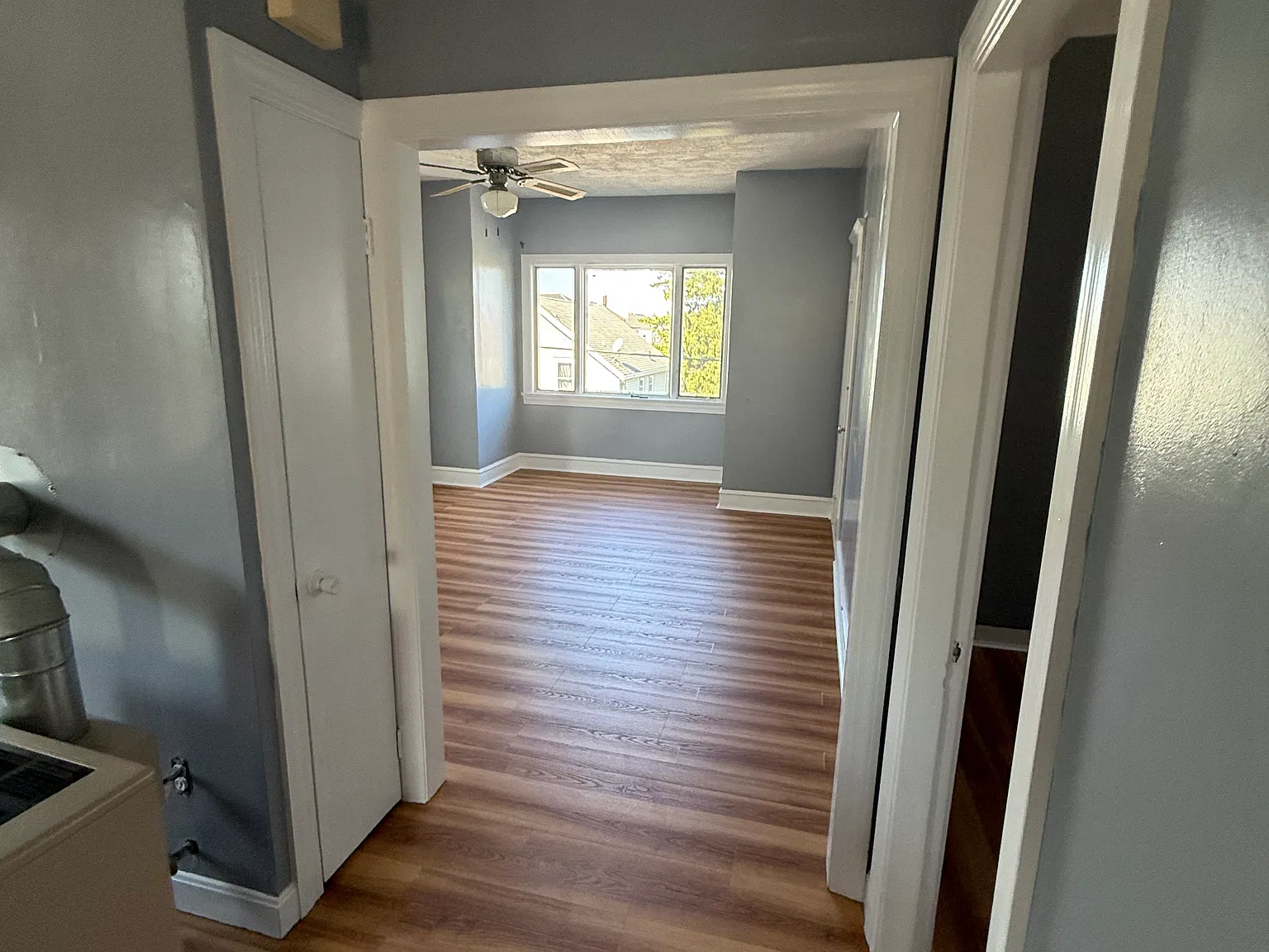 2 bed, 1100 sqft, $1,750 — Photo 4