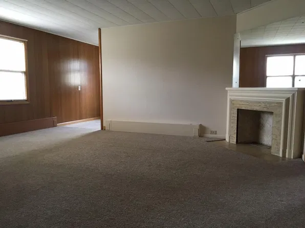 163 Columbus St APT 1, Bedford, OH 44146
