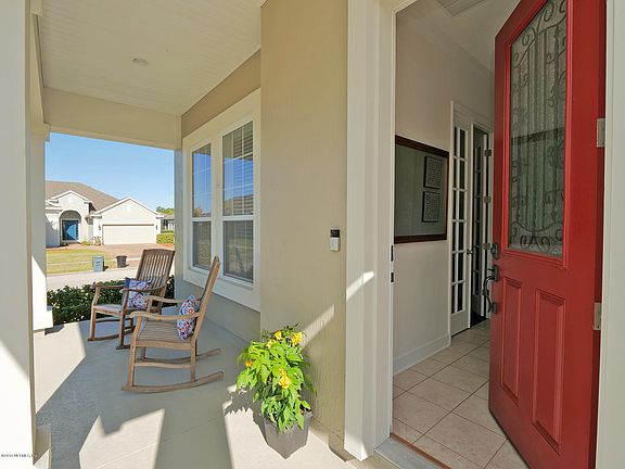 3rd image of 15 Willow Bay Dr