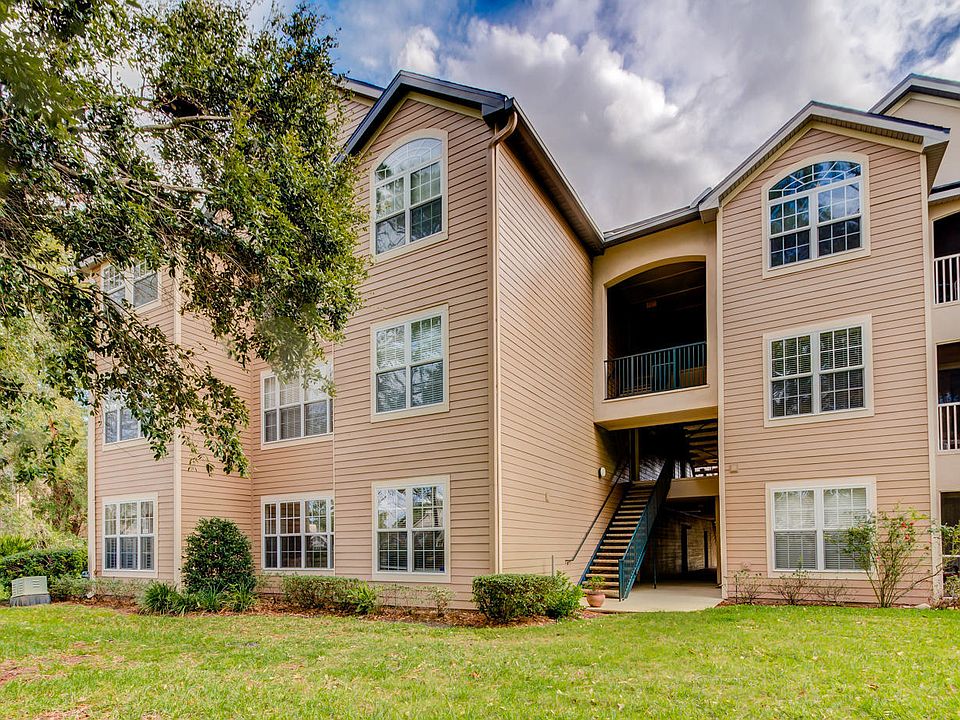 1st image of 13810 SUTTON PARK Drive #519