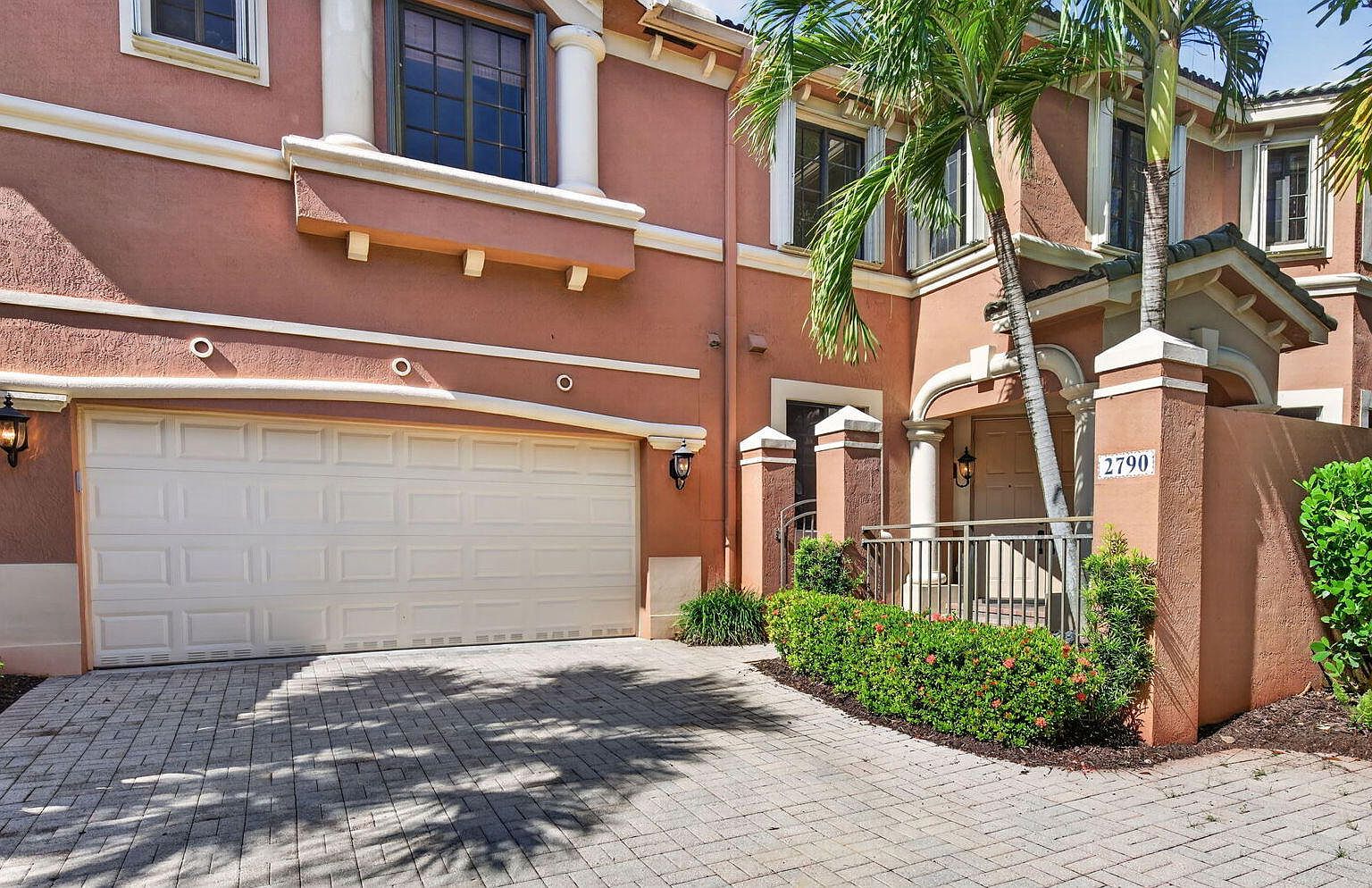 2790 Kinsington Circle