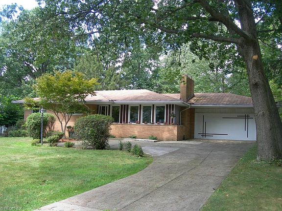 2nd image of 6709 Elmwood Ave