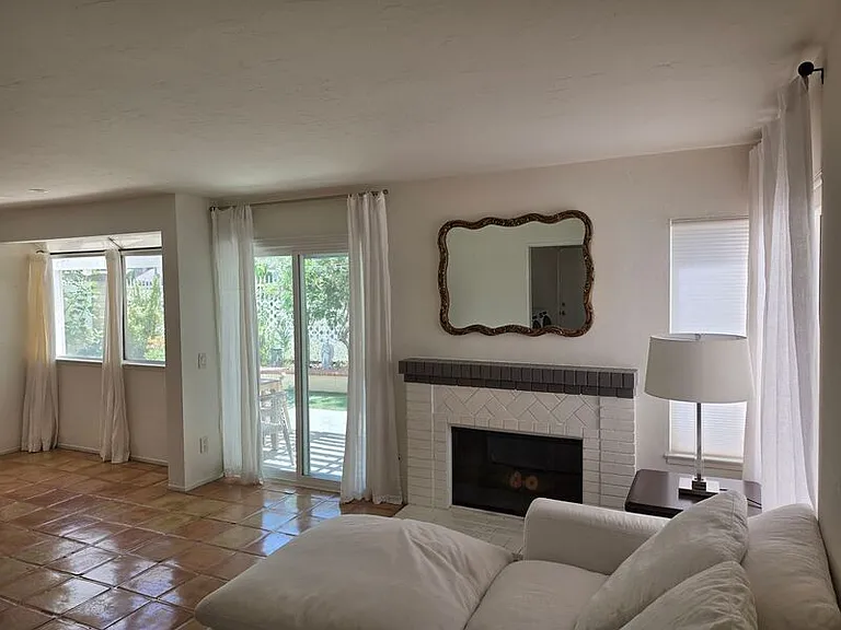 398 N Brook Glen Ln — Photo 20