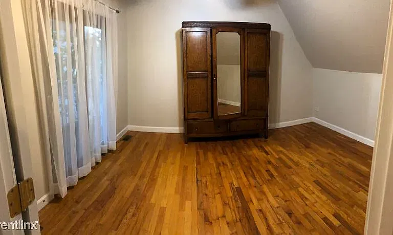 1 bed, 800 sqft, $1,500 — Photo 3
