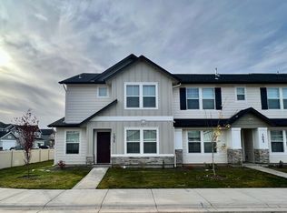 1063 E Lockhart St, Meridian, ID 83646