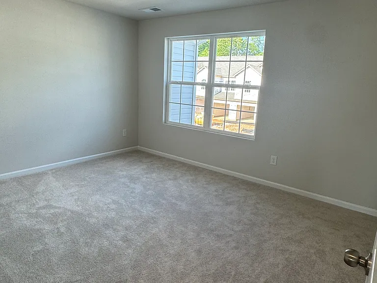 817 Sandbach Rd — Photo 11