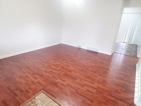 2nd image of 3581 Peck St SW #3581