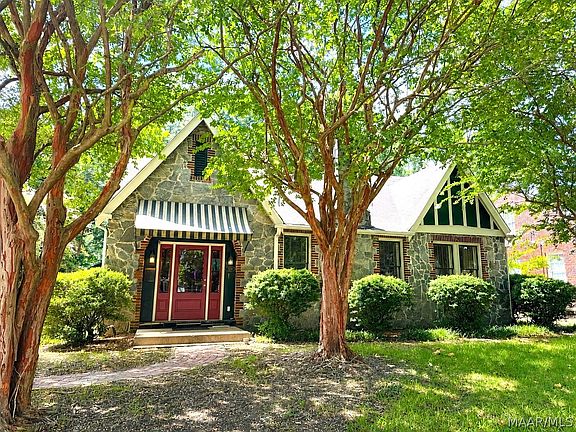 2nd image of 350 Winthrop Ct