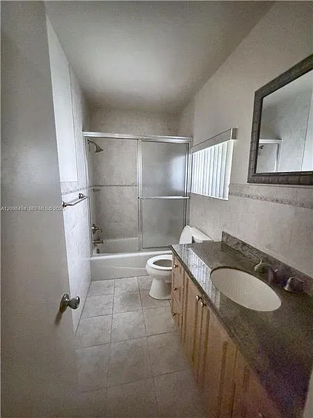 4 bed, 2135 sqft, $5,000 — Photo 3