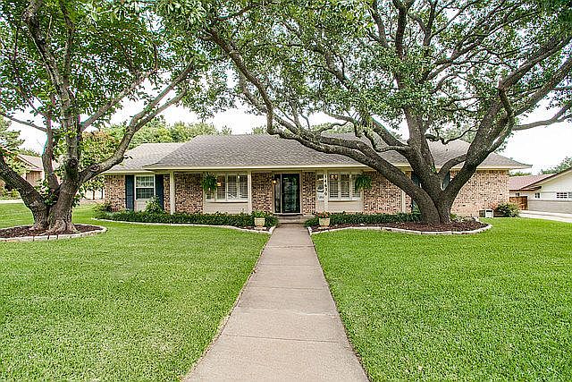 1st image of 14630 Cherry Hills Dr