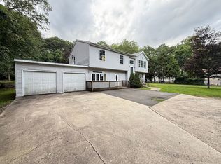 214 Union City Rd, Naugatuck, CT 06770