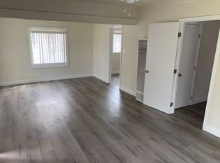 122 E Indigo St, Compton, CA 90220