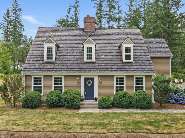 24537 SE 384th Street, Enumclaw, WA 98022