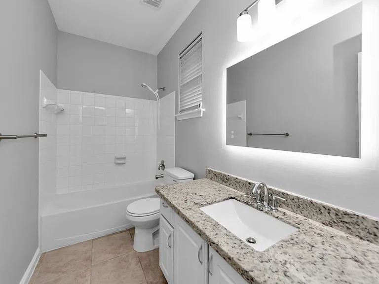 1819 Misty Falls Ln — Photo 22