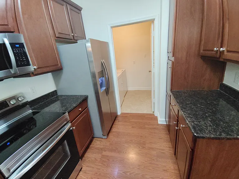 9017 McDowell Creek Ct — Photo 7
