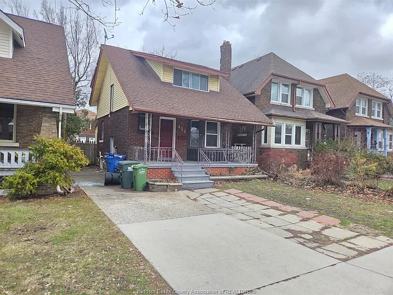 454 Rankin Ave — Photo 4