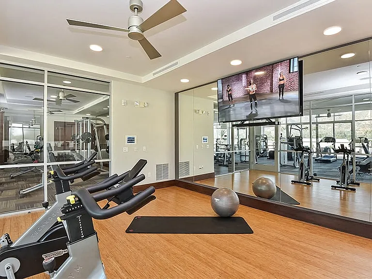 Additional studio with Fitness On Demand training classes