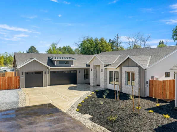 8924 Maple Hill Ln, Orangevale, CA 95662