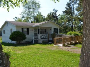 1421 Coleman Rd, Greeleyville, SC 29056