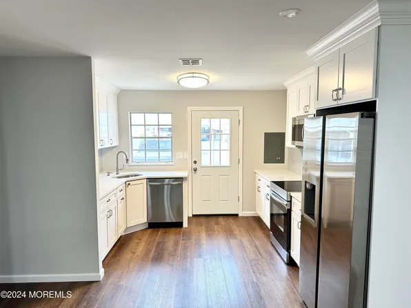 29A Buckingham Drive, Lakewood, NJ 08701
