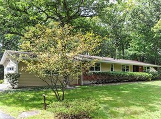 2451 Riverwoods Rd, Riverwoods, IL 60015