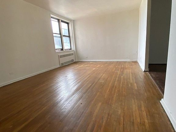 5th image of 1840 E 13th St #L6