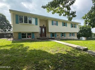 219 21st Ave, Altoona, PA 16601