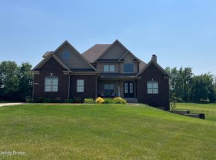 1033 Windsor Dr, Shelbyville, KY 40065