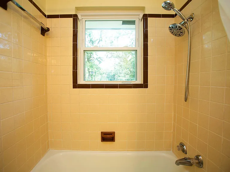 5010 Glenmere Rd — Photo 25