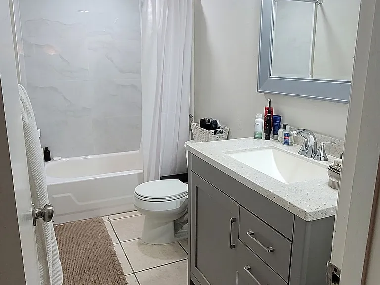 9611 SW 77th Ave #A — Photo 11