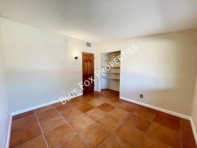 729 N Alamo Ave — Photo 14