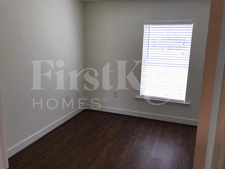 1731 NW 14th St — Photo 6